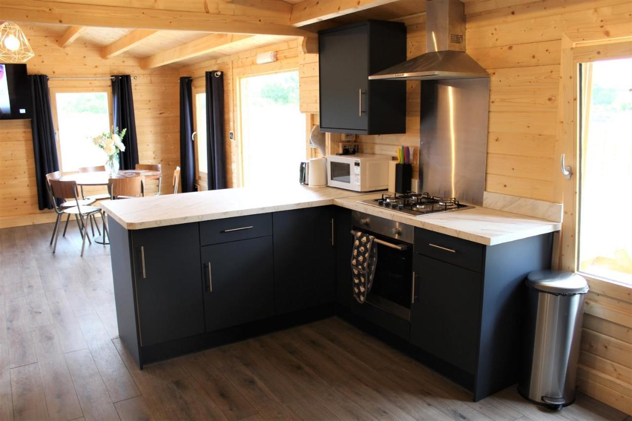 Stunning 5-bed In Ashton Under Hill Evesham